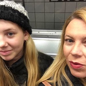 Meet your Posher, Iris